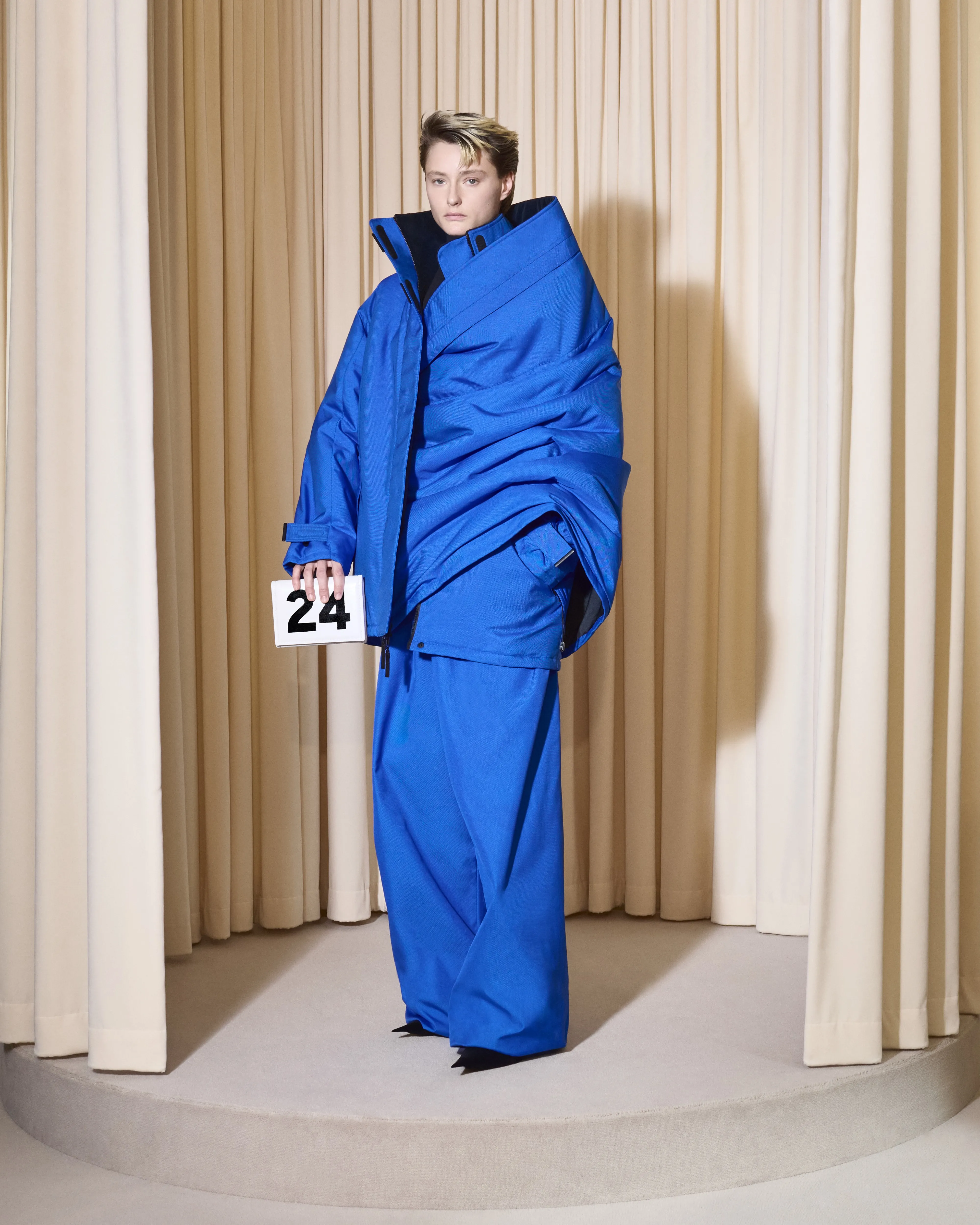 Balenciaga | 53rd Couture Collection